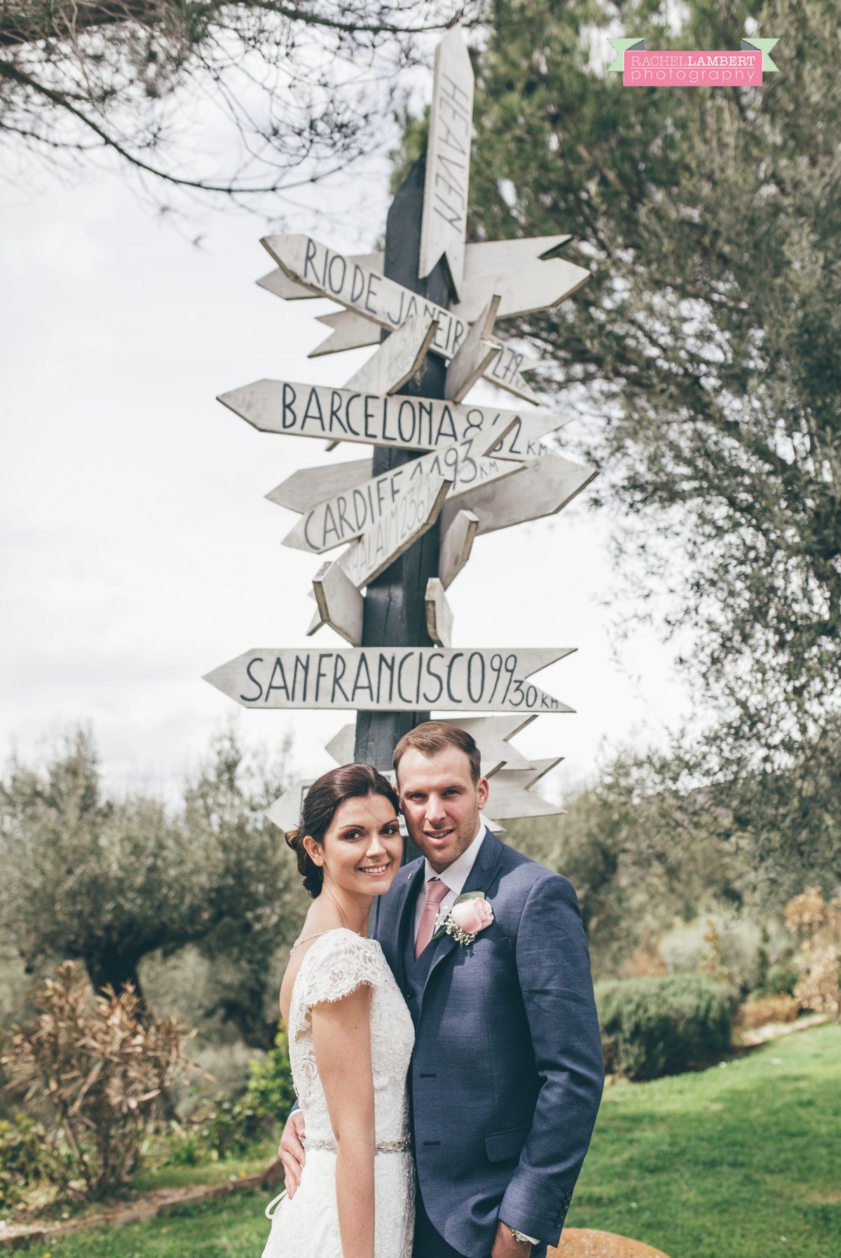 bride and groom portrait wedding in italy 